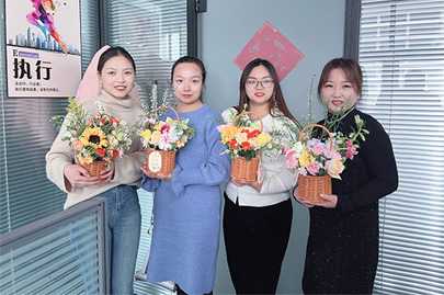 若水芳華，綻若春花！女神節(jié)到，聚丙烯酰胺廠家賽諾威恭祝天下所有女性芳華若春花！